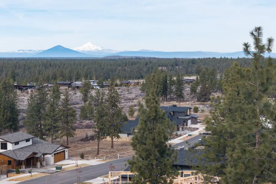 62507 NW Woodsman Loop, Bend, OR 97703 - #2