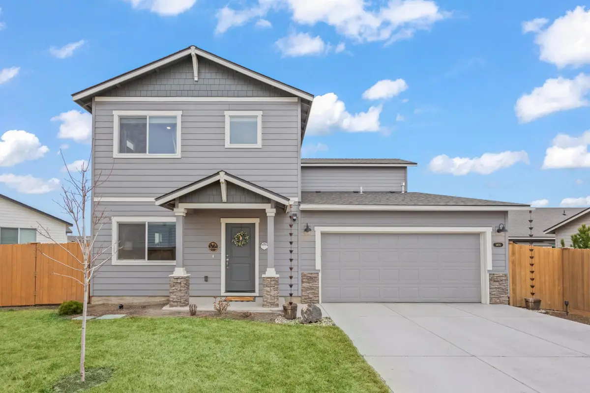 3400 NW 11th Court, Redmond, OR 97756 - #1