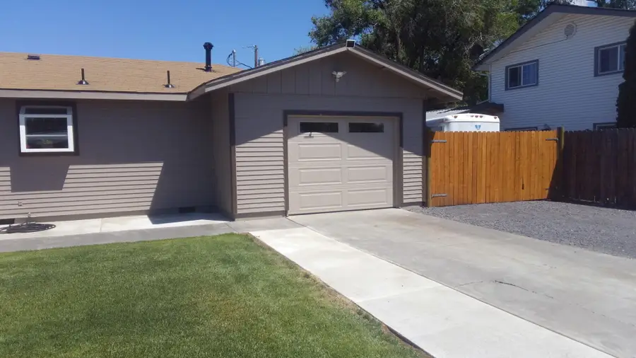 1456 SW 17th Street Sw, Redmond, OR 97756 - #2