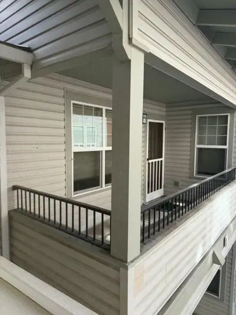 939 Mountain Meadows Circle, Ashland, OR 97520