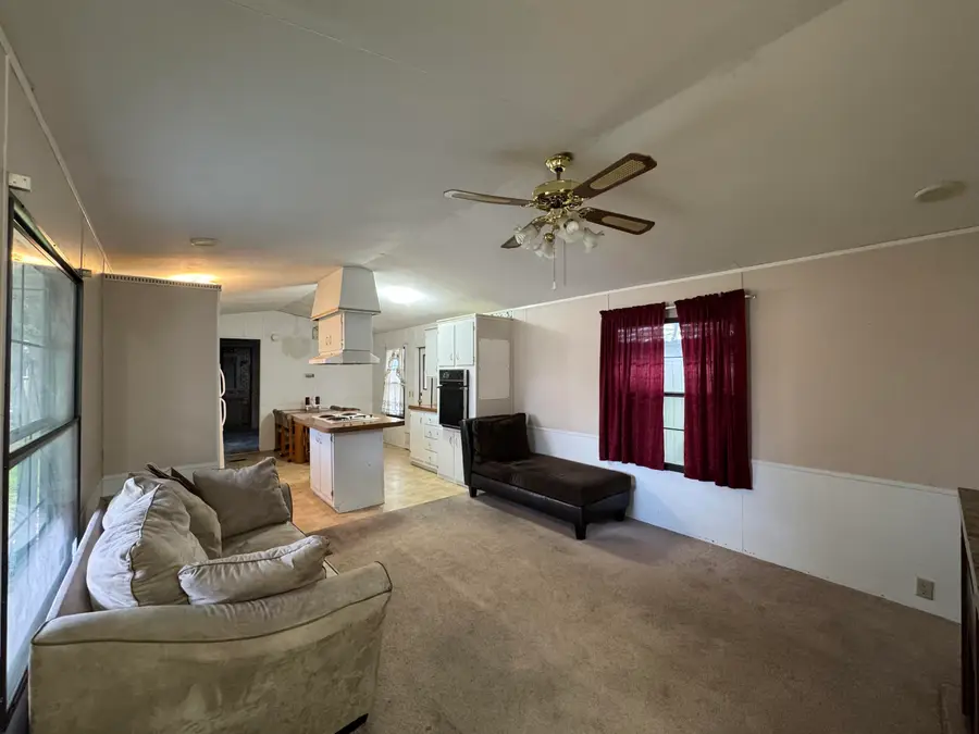 639 Darla Mae, Medford, OR 97501 - #2