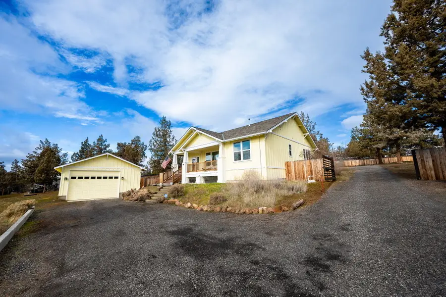 8906 SW Shad Road, Terrebonne, OR 97760 - #3