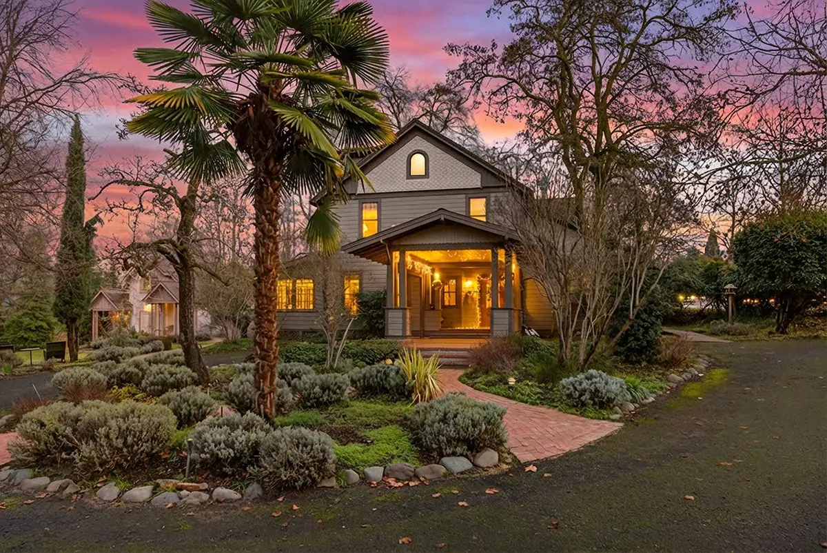 668 N Main Street, Ashland, OR 97520 - #1