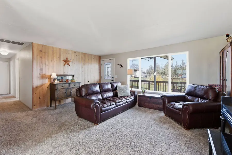 1771 SW Quail Drive, Madras, OR 97741 - #2