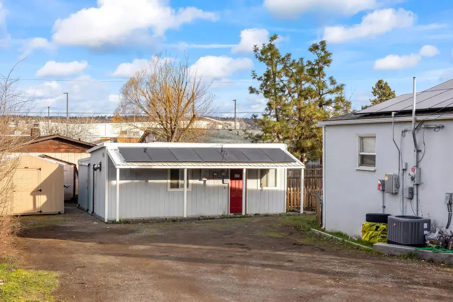 433 SE 9th Street, Madras, OR 97741 - #2