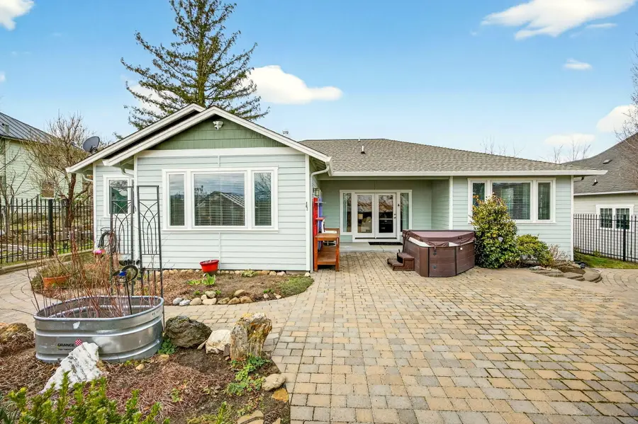 952 Oak Street, Ashland, OR 97520 - #3