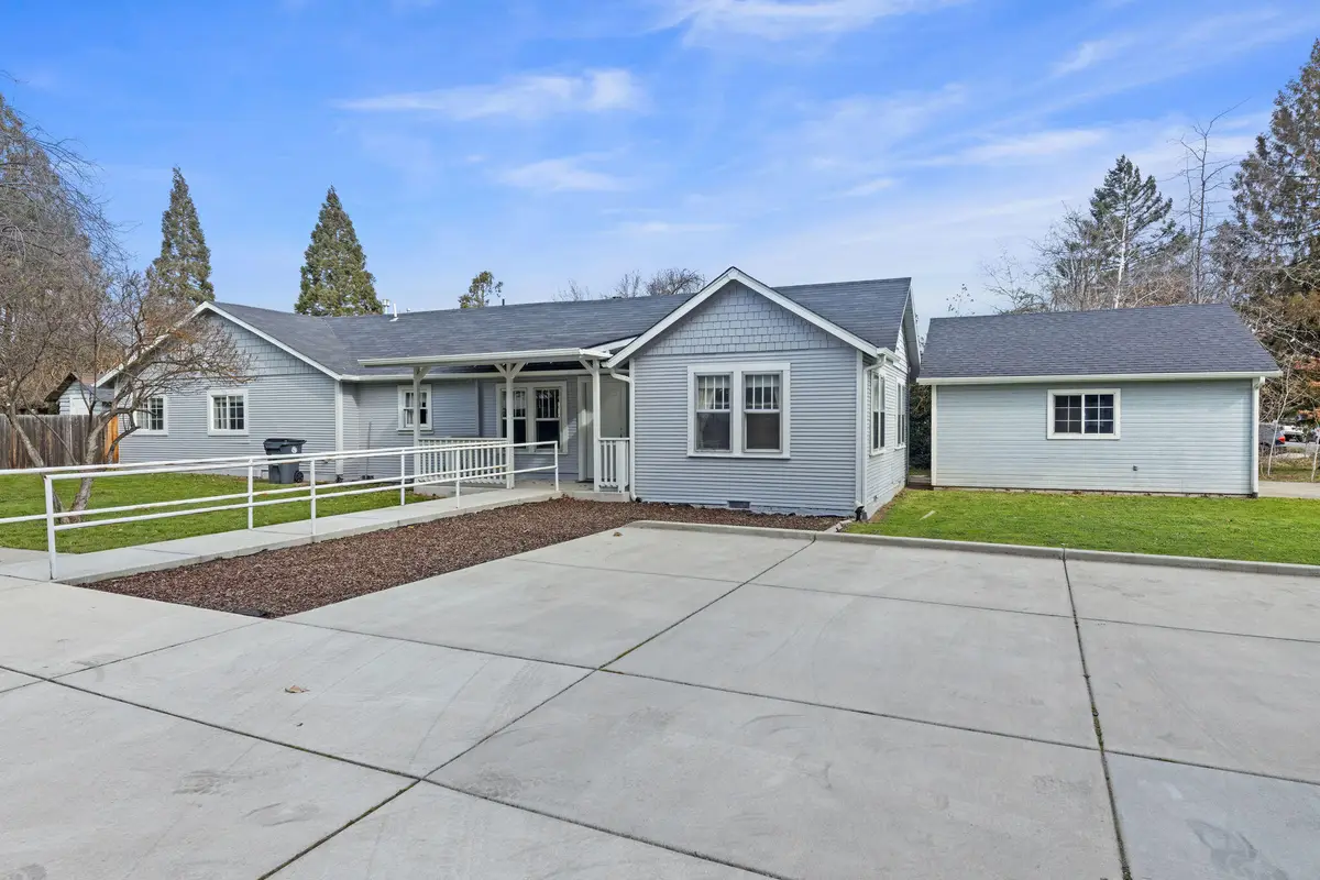 2165 Crestbrook Road, Medford, OR 97504 - #1