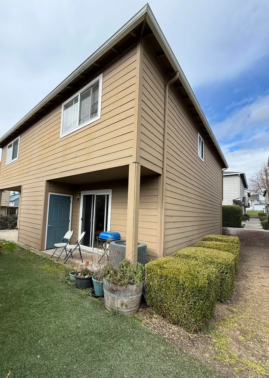 2030 Brookhurst Street #20, Medford, OR 97504 - #3