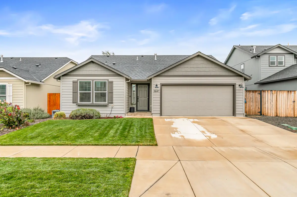 3647 Durst Street, Medford, OR 97504 - #1