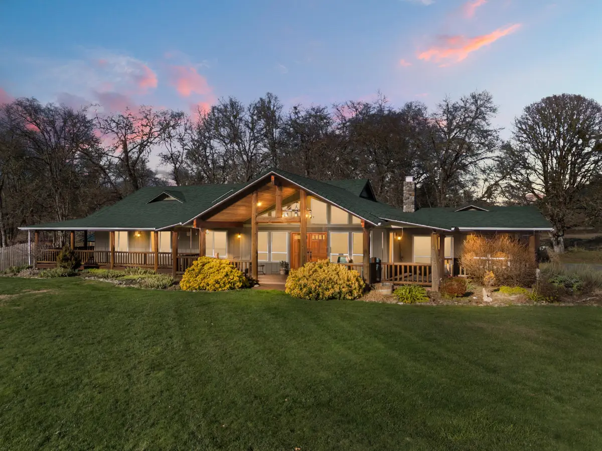 448 Ferry Road, Grants Pass, OR 97526 - #1