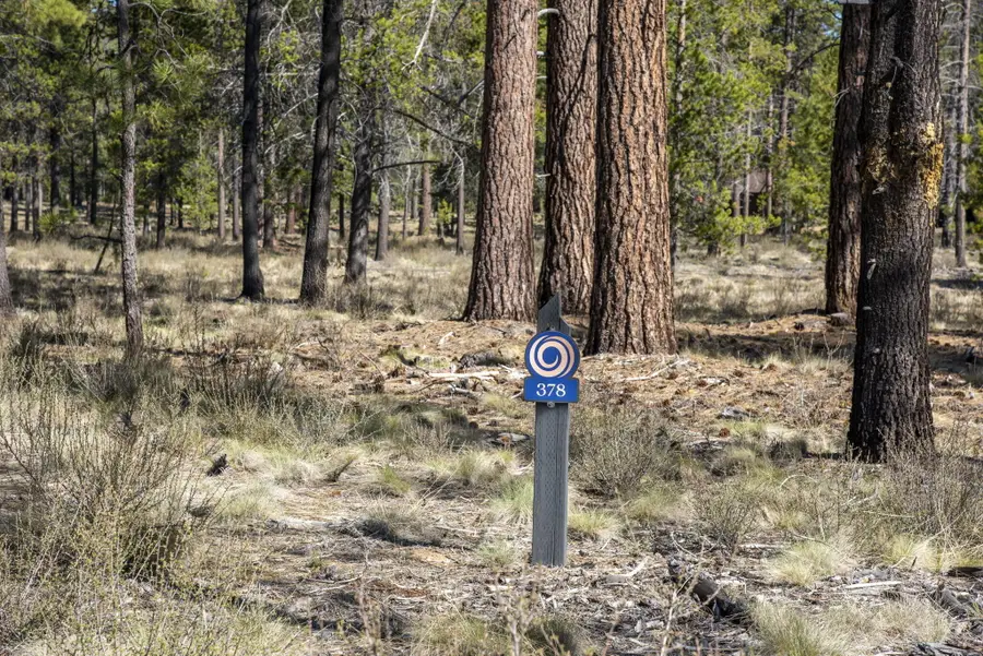 56210 Mirror Rock Loop, Bend, OR 97707 - #2