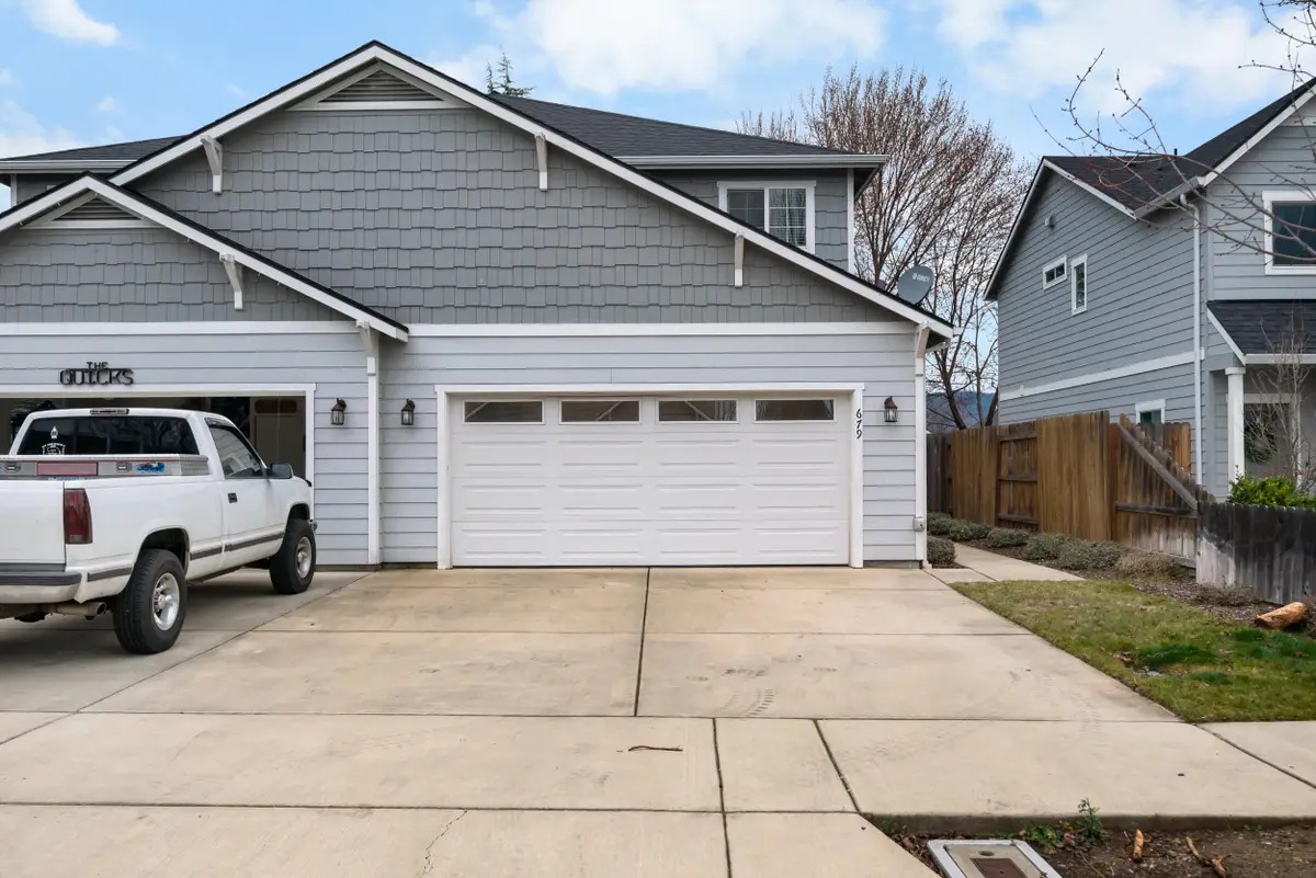 679 Kaitlin Lane, Medford, OR 97501 - #1