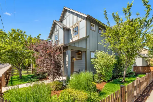 63163 Boyd Acres Road, Bend, OR 97701