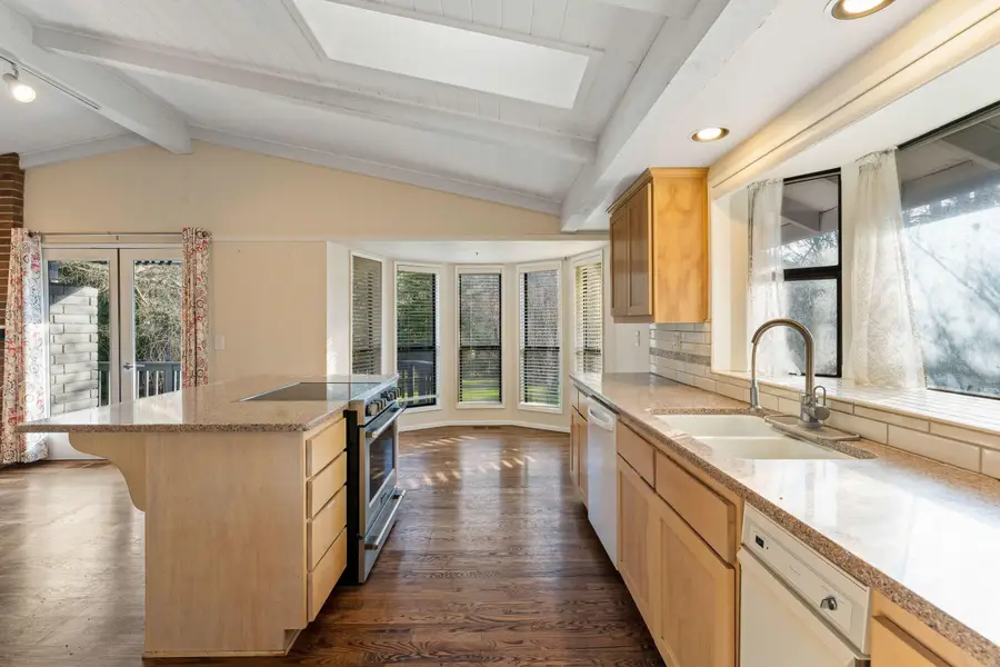 949 Wards Creek Road, Rogue River, OR 97537 - #3