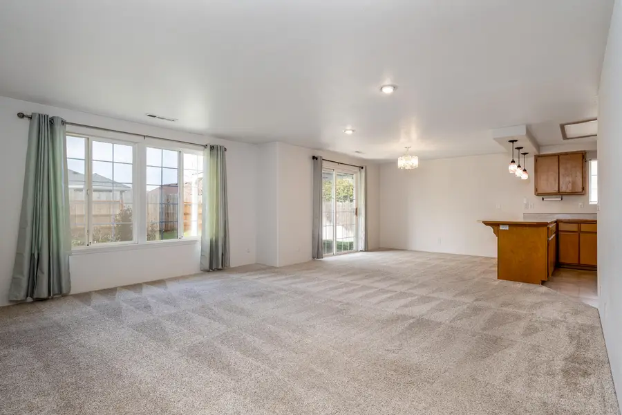 1766 S Holly Street, Medford, OR 97501 - #3