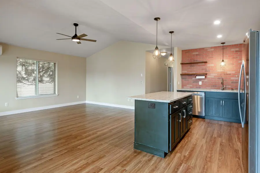 973 E Cascade Avenue, Sisters, OR 97759 - #2