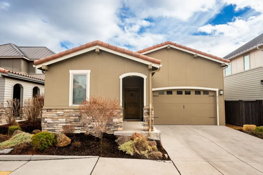 63101 NW Via Cambria, Bend, OR 97703 - #2