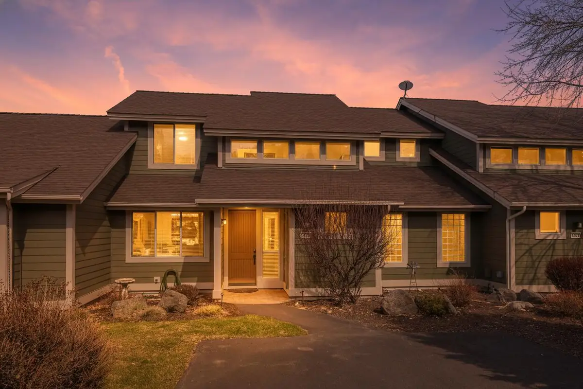 10674 Village Loop, Redmond, OR 97756 - #1