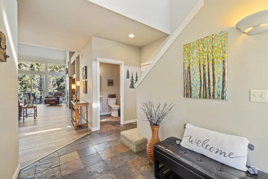 10674 Village Loop, Redmond, OR 97756 - #3