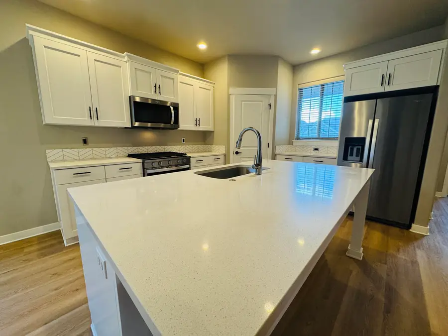 1386 NE Wilshire Drive, Prineville, OR 97754 - #3