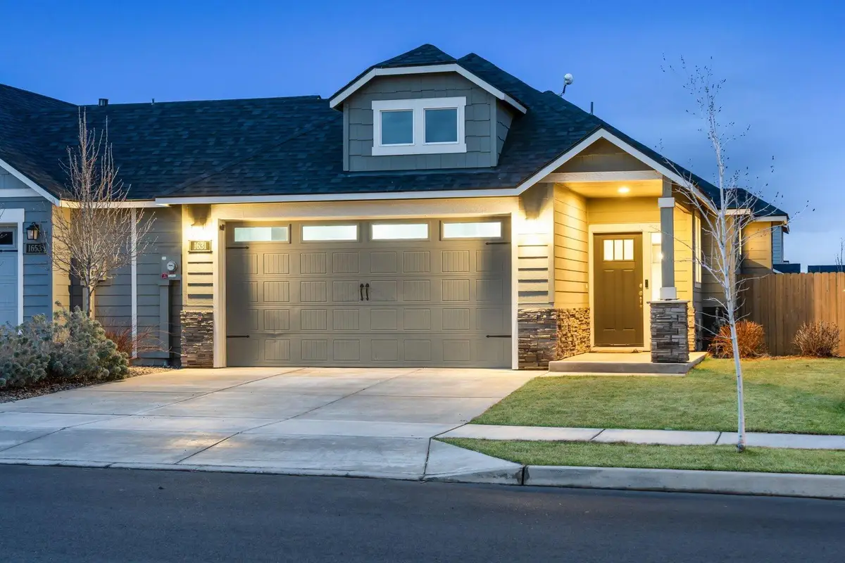 1631 NW Upas Place, Redmond, OR 97756 - #1