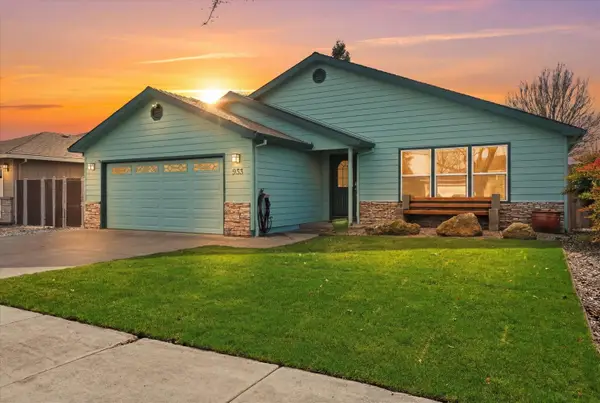 933 Parkdale Avenue, Medford, OR 97501