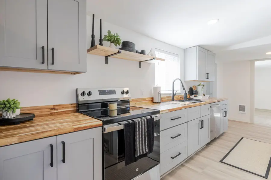 2240 SE Roadway Lane, Prineville, OR 97754 - #2