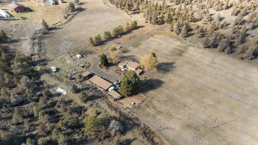 70020 Mckenzie Canyon Road, Sisters, OR 97759 - #2