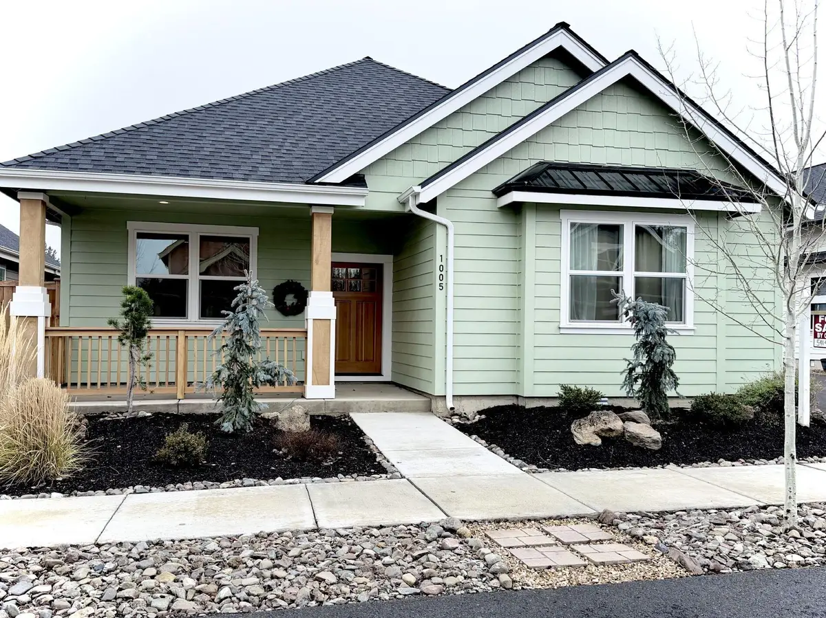 1005 E Horse Back Trail, Sisters, OR 97759 - #1