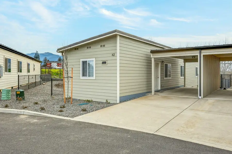 4069 S Pacific Highway #42, Medford, OR 97501 - #3
