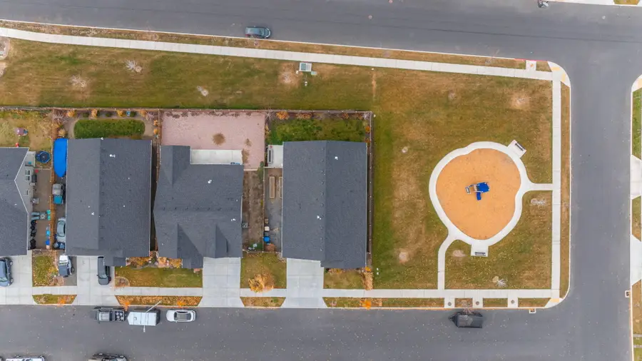 1797 NE 4th Street, Redmond, OR 97756 - #3