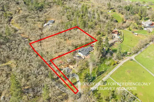 2083 Knowles Road, Medford, OR 97501