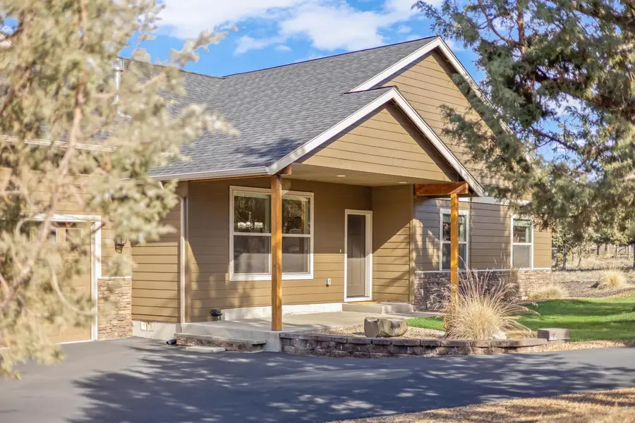 7303 SE Madison Avenue, Prineville, OR 97754 - #2