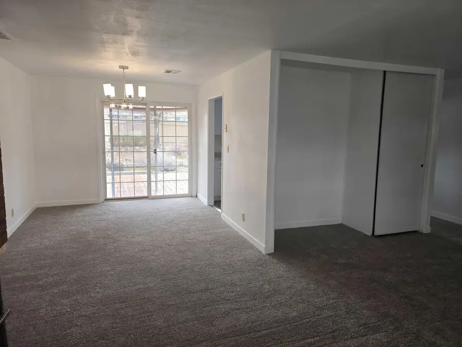 10631 Kincheloe Avenue, Klamath Falls, OR 97603 - #3