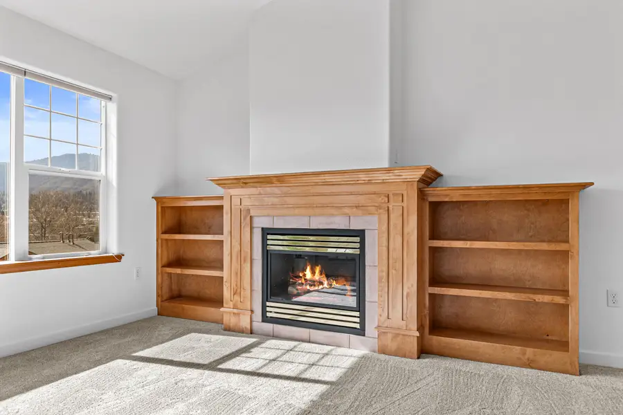 942 Mountain Meadows Circle, Ashland, OR 97520 - #3