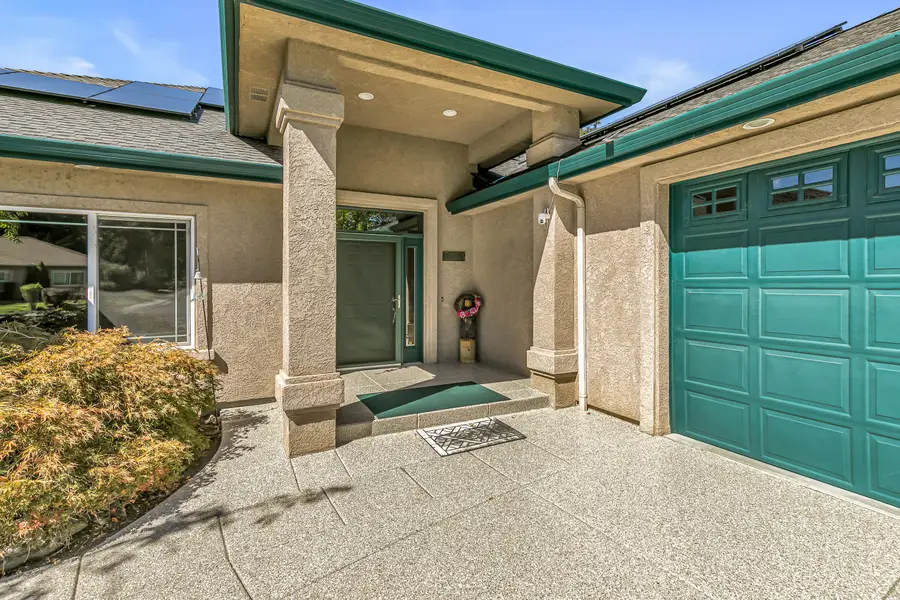 422 Robert Trent Jones Boulevard, Eagle Point, OR 97524 - #3