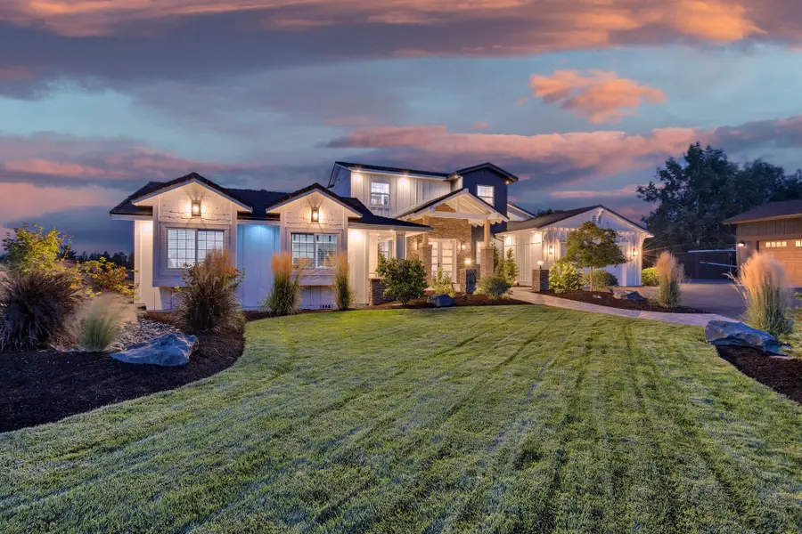 21483 Bunchgrass Court, Bend, OR 97701 - #2