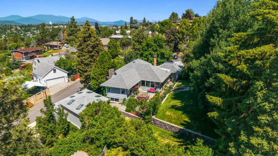 525 Mesa Drive, Klamath Falls, OR 97601 - #2