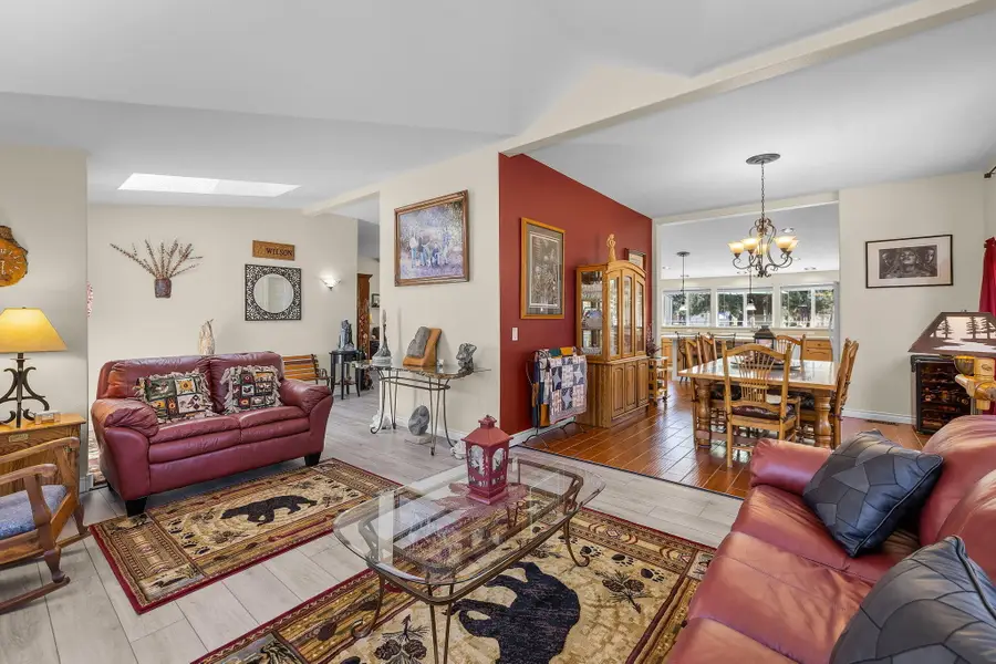 17415 Kent Road, Sisters, OR 97759 - #3