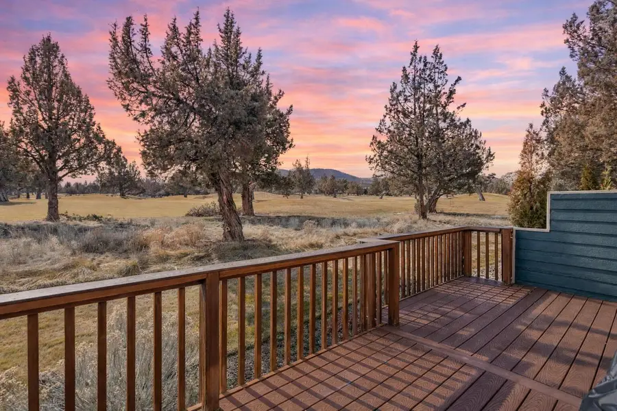 1045 Golden Pheasant Drive, Redmond, OR 97756 - #2