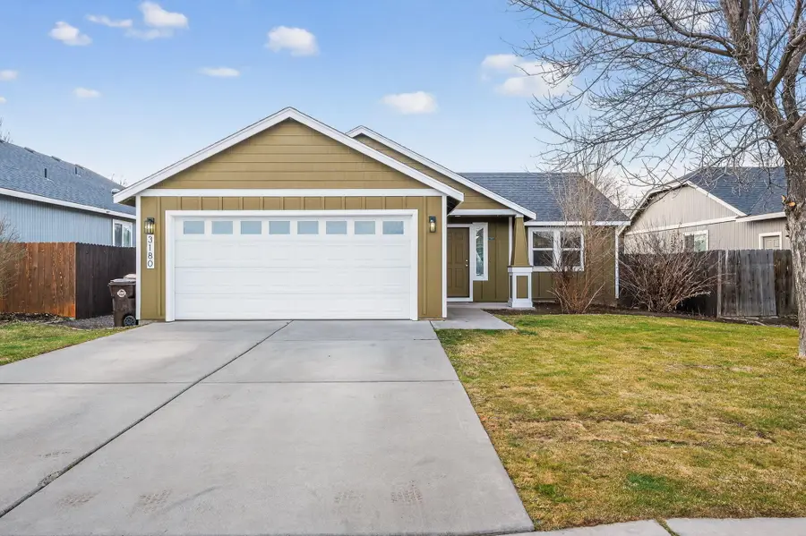 3180 SW Peridot Avenue, Redmond, OR 97756 - #2