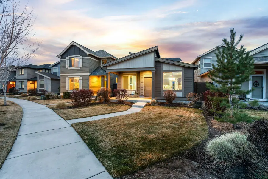 3886 SW Coyote Lane, Redmond, OR 97756 - #3