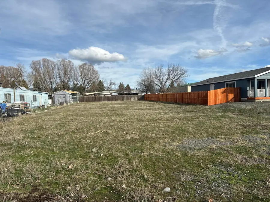 S Hall Street, Prairie City, OR 97869 - #2