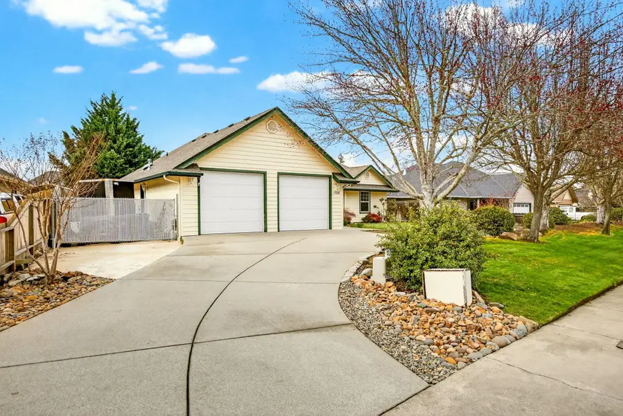 1708 Leonard Road, Grants Pass, OR 97527 - #2