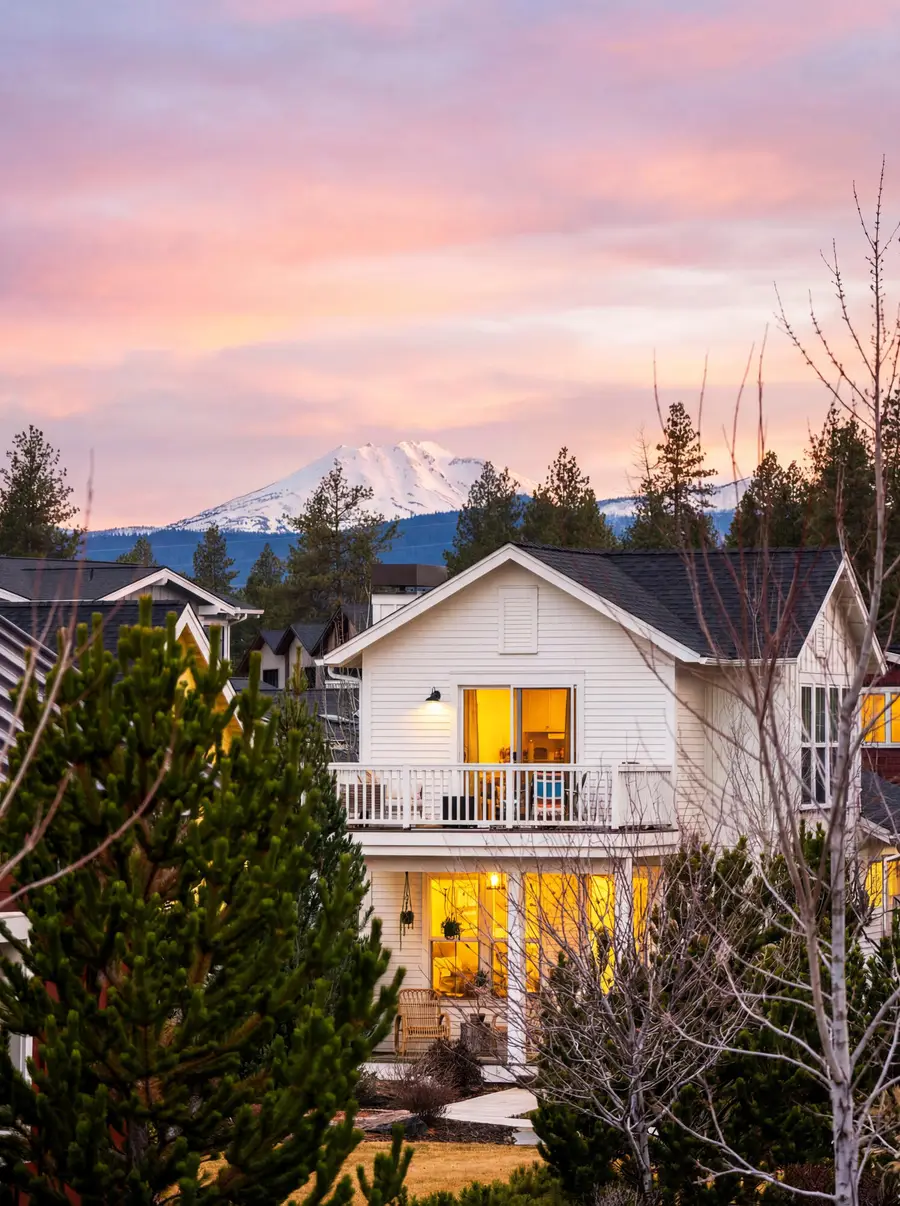 2777 NW High Lakes Loop, Bend, OR 97703 - #2