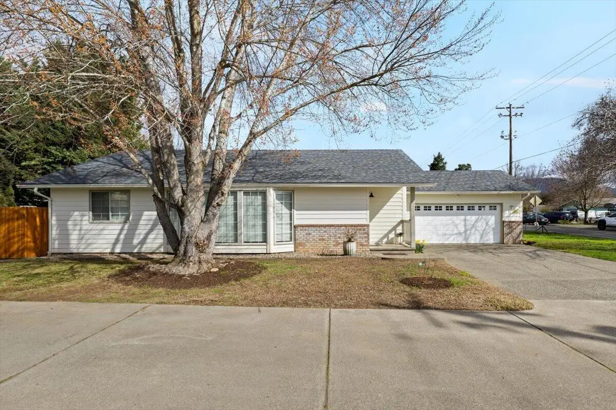 762 Your Way, Grants Pass, OR 97527 - #1