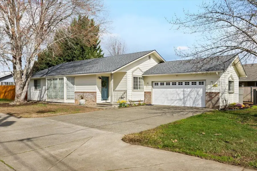 762 Your Way, Grants Pass, OR 97527 - #2