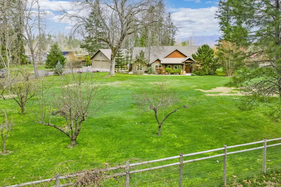 3070 Sand Creek Road, Grants Pass, OR 97527 - #2