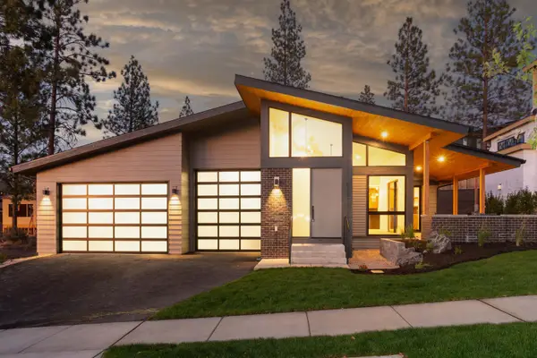 62475 NW Woodsman Loop, Bend, OR 97703