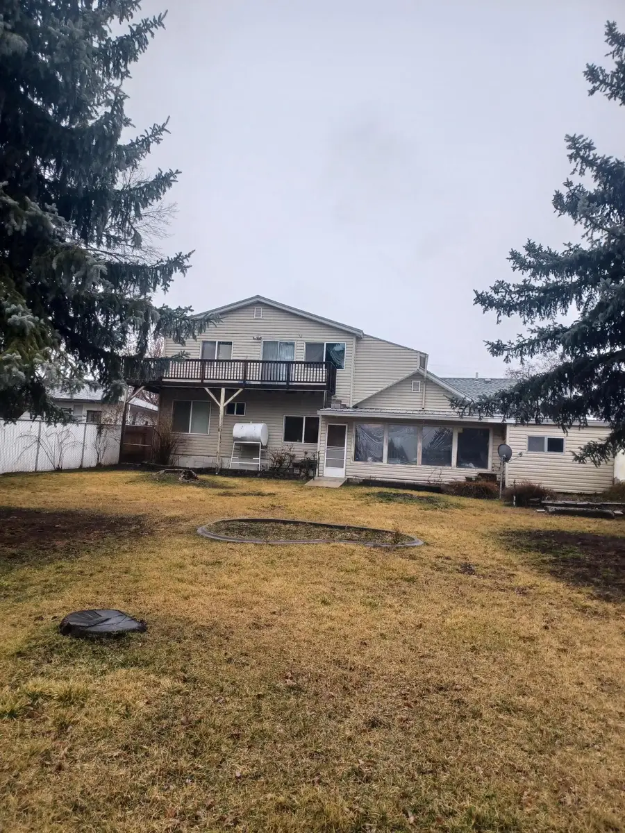 1614 Kane Street, Klamath Falls, OR 97603 - #2